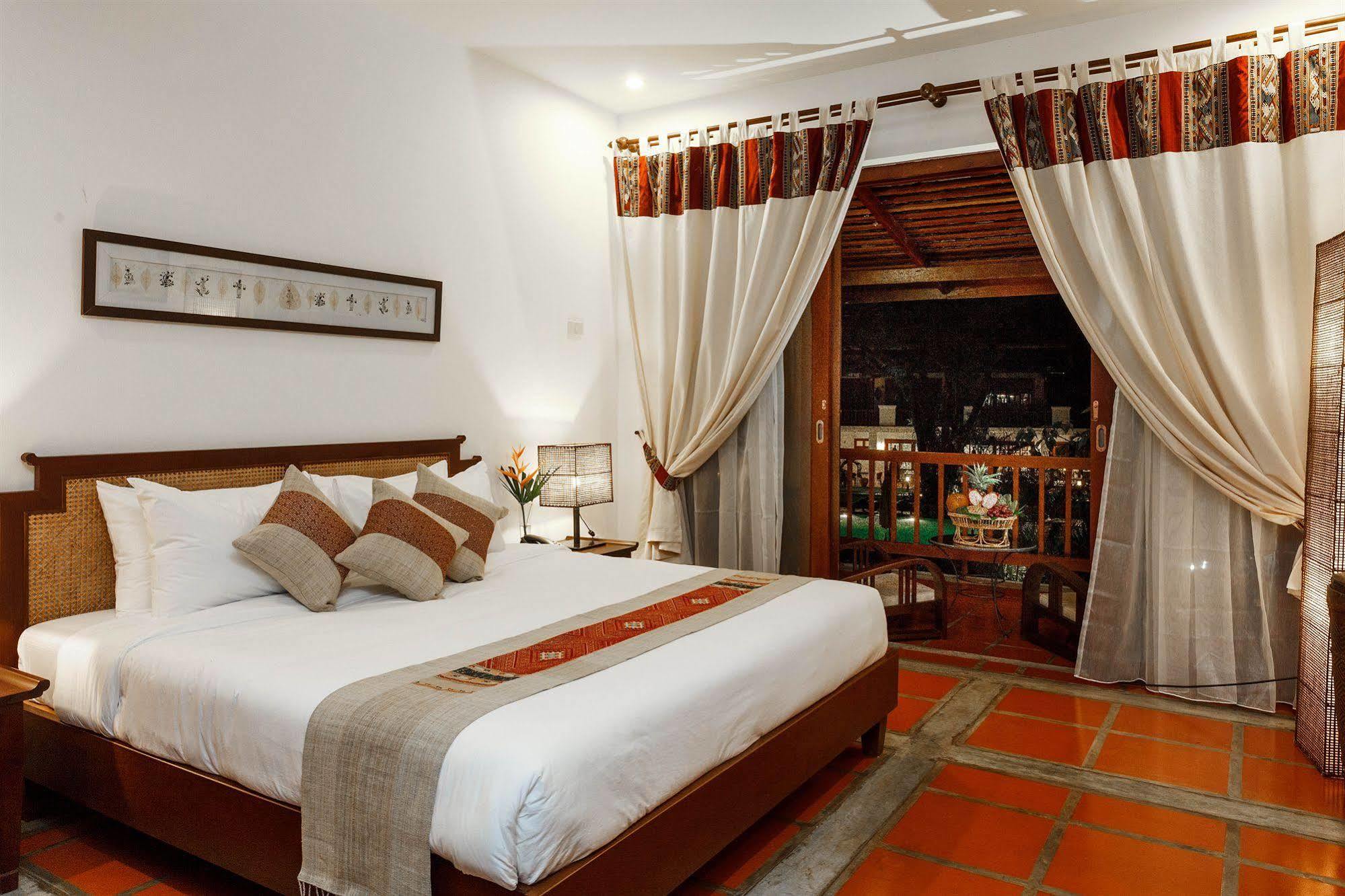 Riverside Boutique Resort, Vang Vieng Zewnętrze zdjęcie